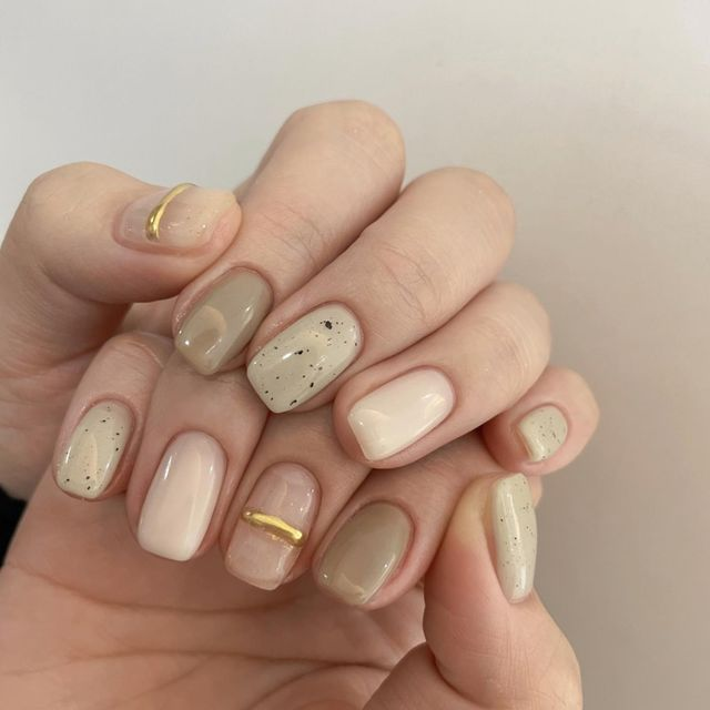 Nail service 4